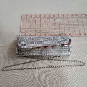 Jessica McClintock Clutch East West Purse Handbag Silver Chainmail Satin